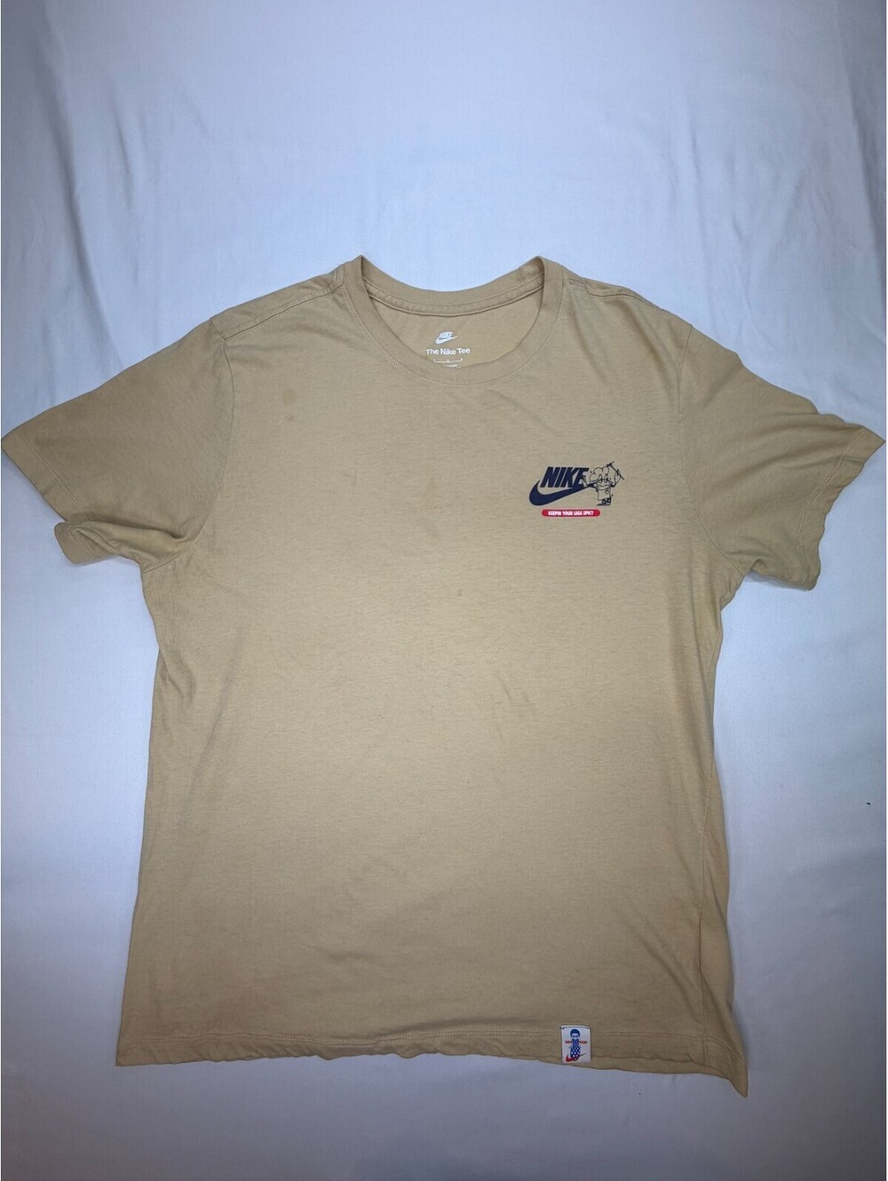 The Nike Tee Men's T Shirt Short Sleeve Keepin Your Legs Spicy Size L Beige